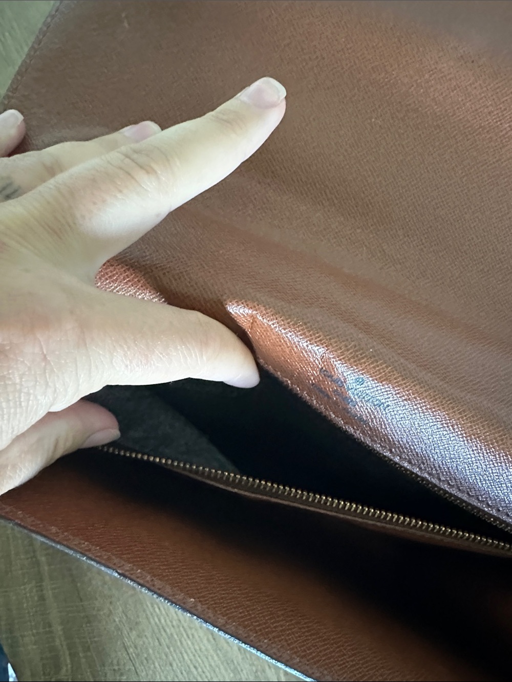 Authentic Louis Vuitton vintage Monceau Handle Crossbody Bag - Picture 5 of 7